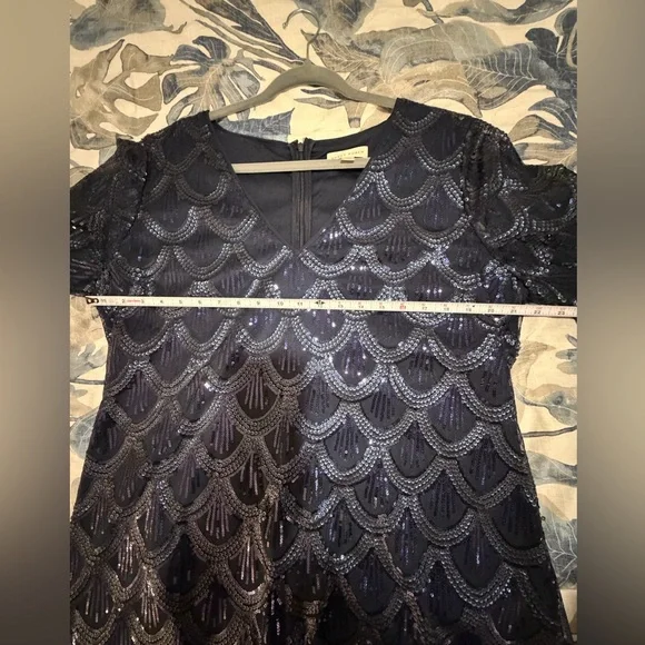 *EUC* Honey Punch Midnight Blue Sequin Dress - Picture 4 of 9